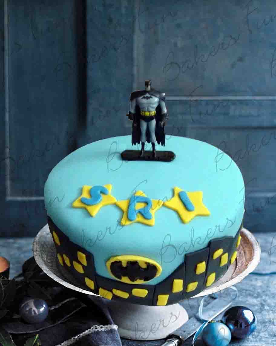 Batman at your Step Fondant Cake - Bakersfun